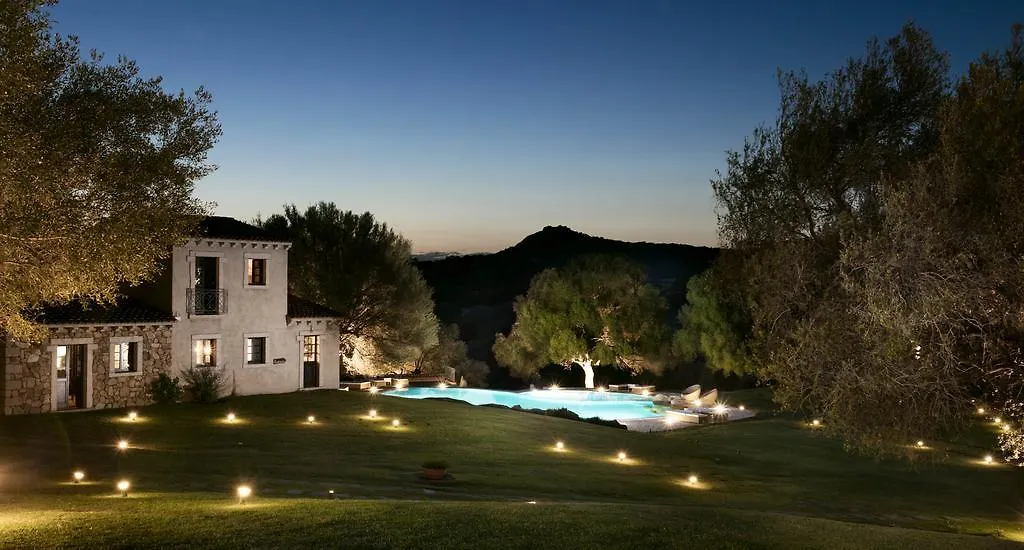 Stazzo Lu Ciaccaru Hotel Arzachena 4*,  Italy
